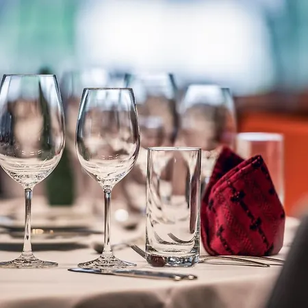 Sheraton Ξενοδοχείο 4*