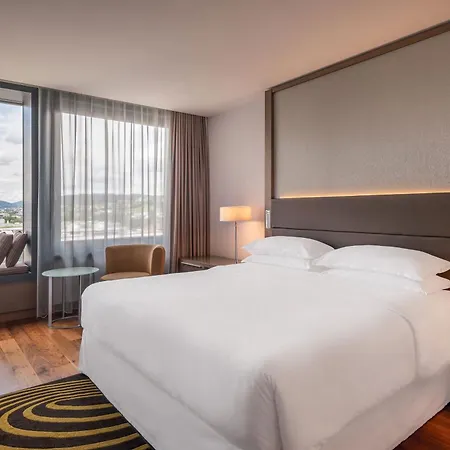 Sheraton 4*
