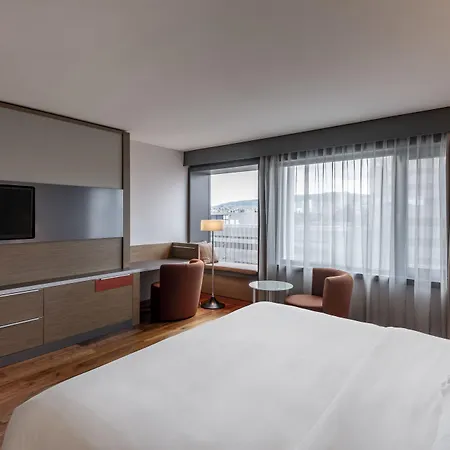 Sheraton Hotel 4*