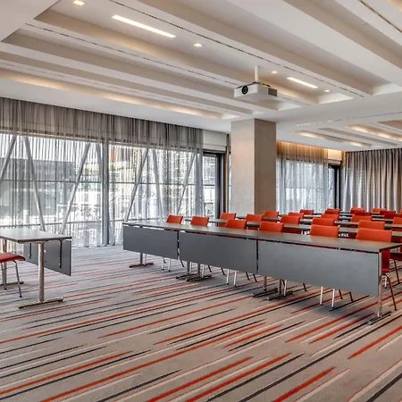 Sheraton Готель